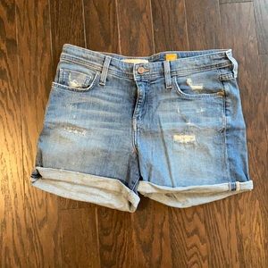 Pilcro and the letterpress Jean shorts. From Anthropologie. Size 28